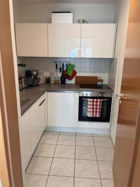 zentrale und komfortable 1 ZKB Wohnung